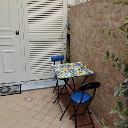 La Stanza Di Penelope Lägenhet Neapel Exteriör bild